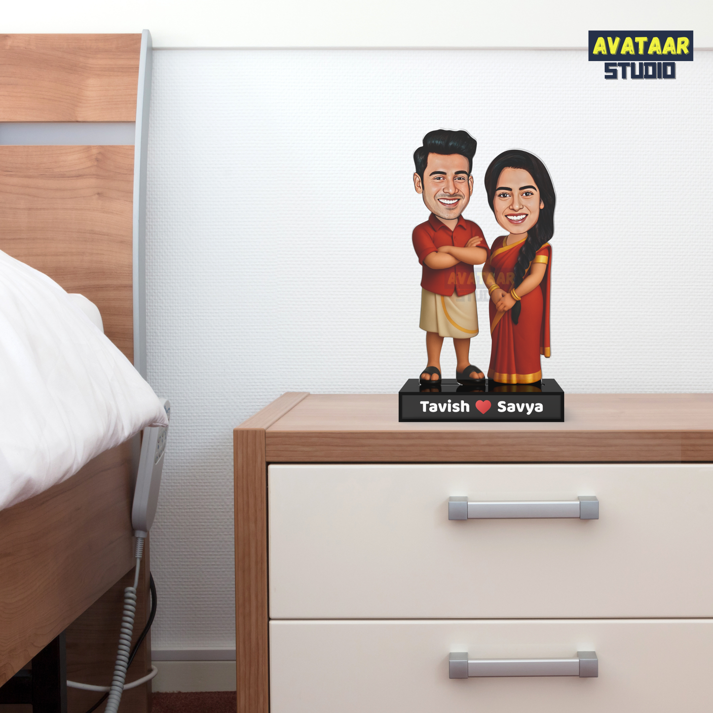 Traditional Custom South Indian Couple Avatar – Acrylic Stand Gift for Wedding & Anniversary