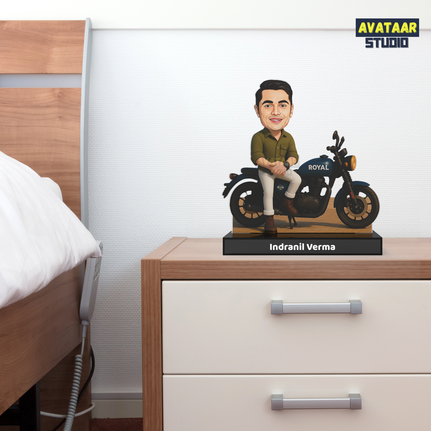 Classic Motorcycle Rider Avataar Stand – Personalized Acrylic Biker Display with Name