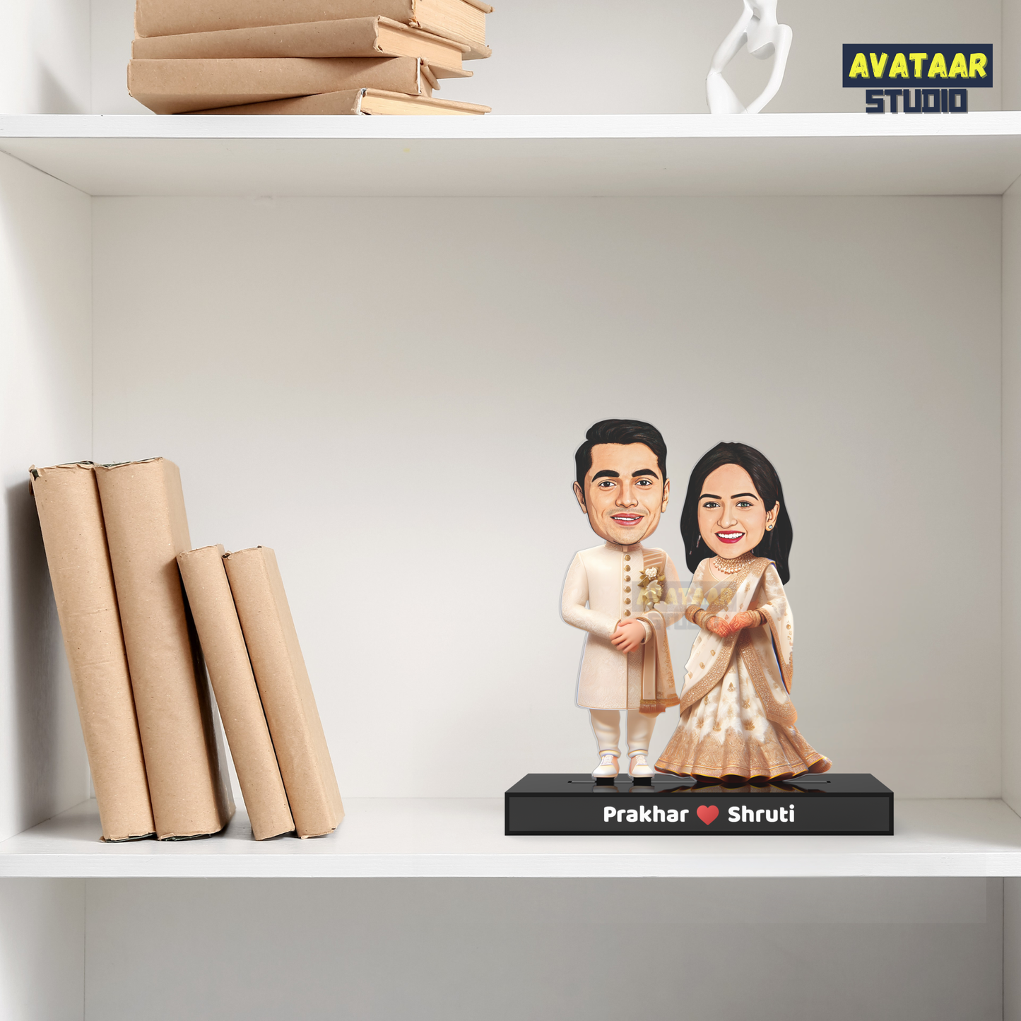 Wedding Couple Avatar Stand – Personalized Acrylic Gift for Bride & Groom with Name
