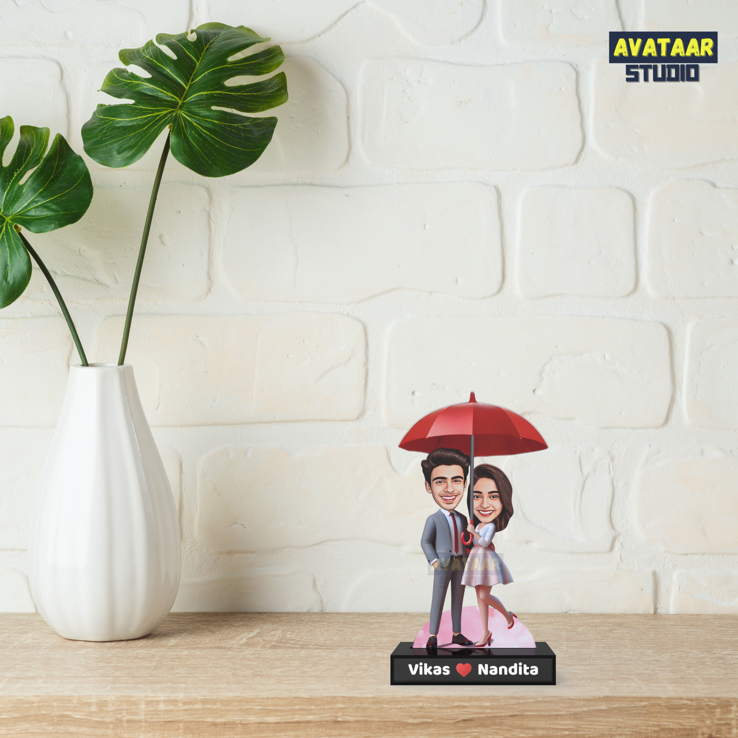 Custom Couple Avatar Stand with Name – Umbrella Love Theme Acrylic Stand