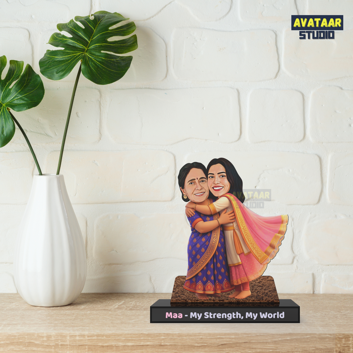 Maa – My Strength My World Avataar Stand – Personalized Mother Daughter Gift