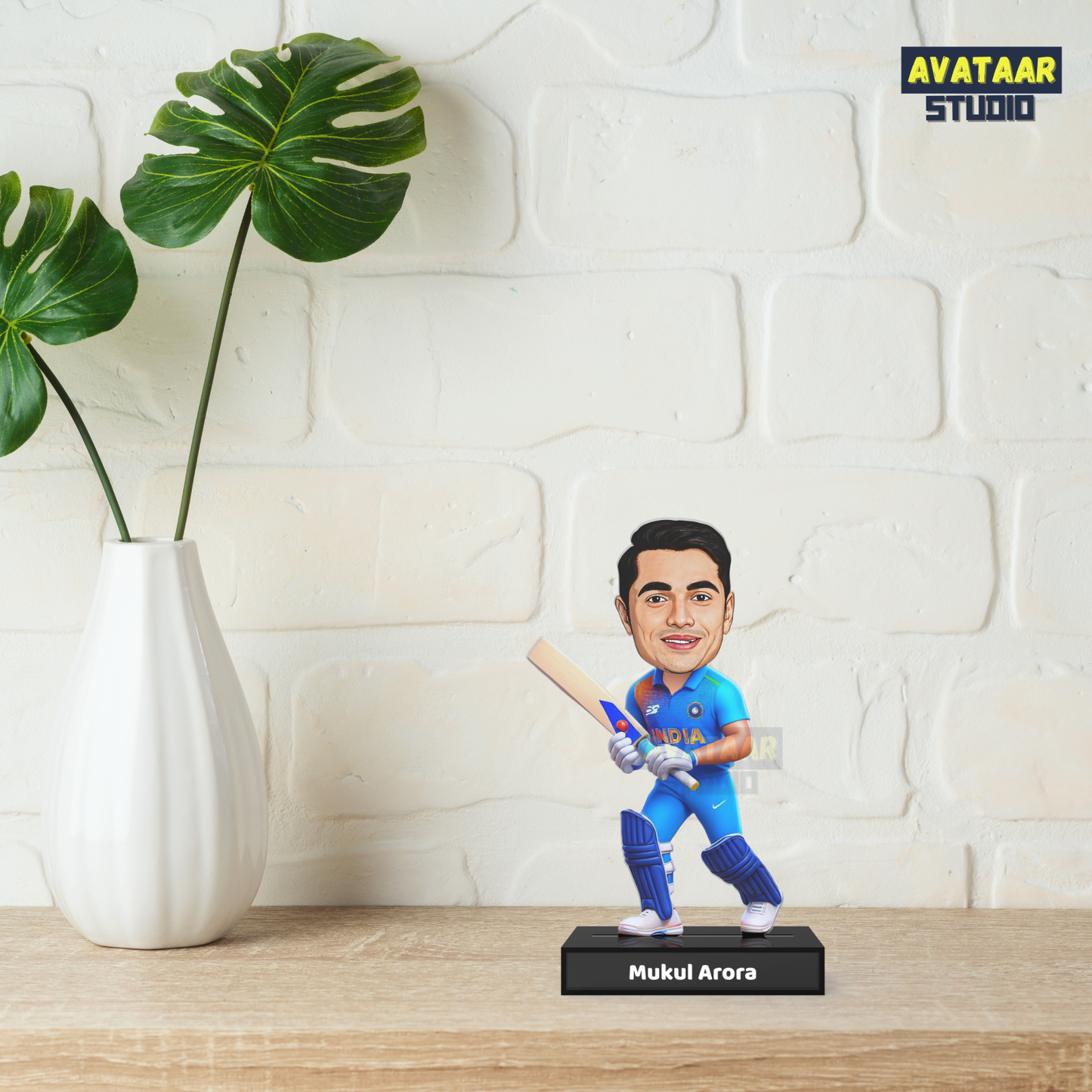 Cricket Batsman Avatar Stand – Personalized Acrylic Gift with Name