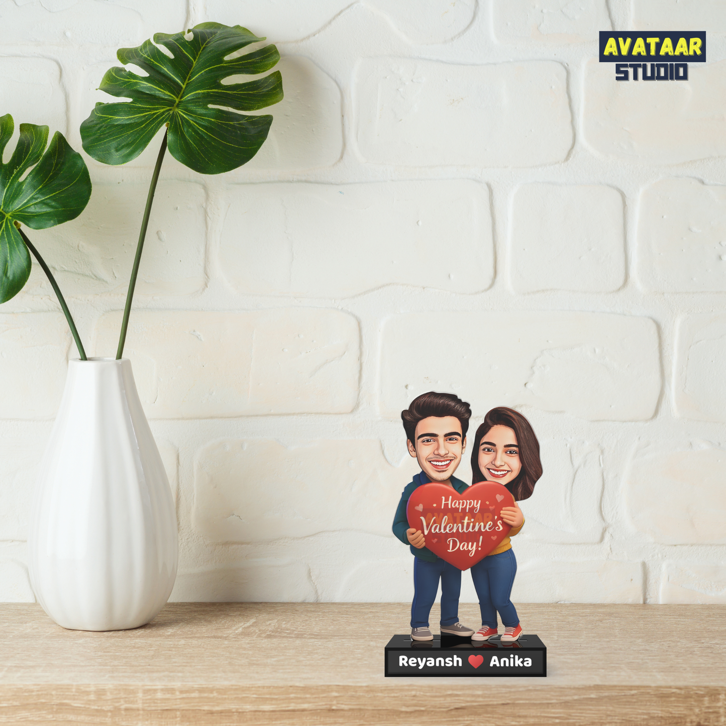 Custom Couple Avataar Stand – Romantic Valentine Acrylic Gift