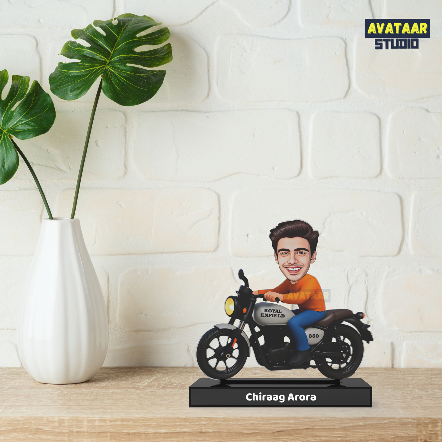 Royal Motorcycle Rider Avatar Stand – Personalized Acrylic Biker Display with Name