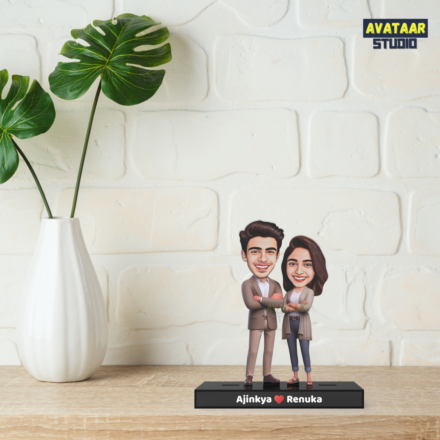 Personalized Couple Avataar Stand – Custom Acrylic Stand with Name