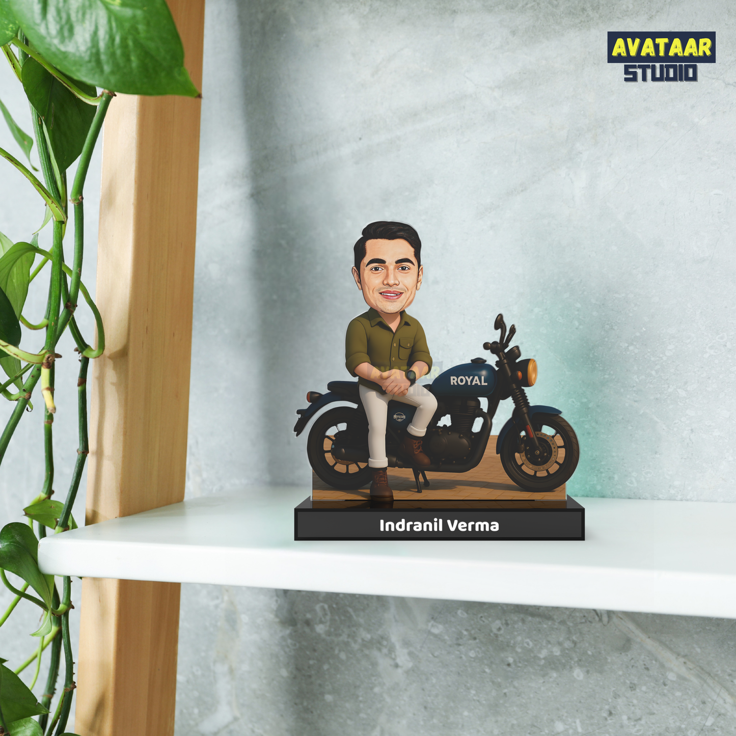 Classic Motorcycle Rider Avataar Stand – Personalized Acrylic Biker Display with Name