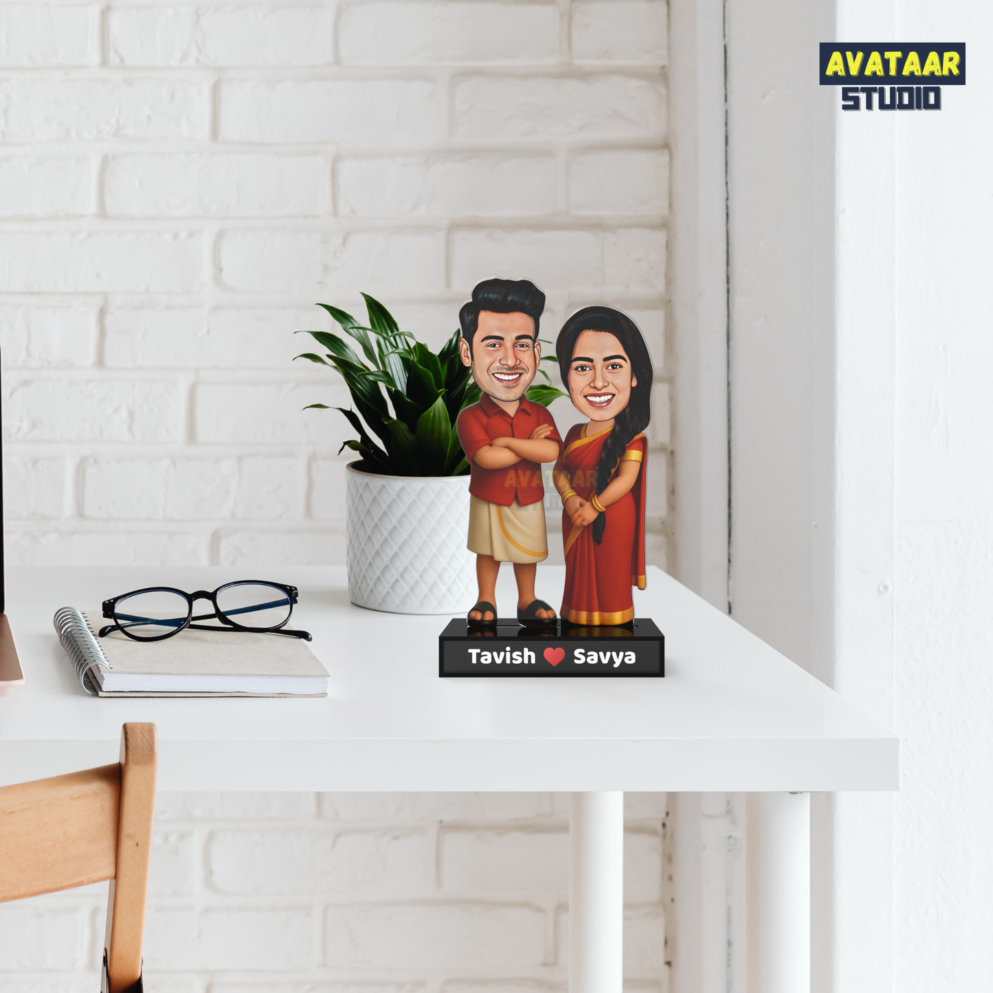 Traditional Custom South Indian Couple Avatar – Acrylic Stand Gift for Wedding & Anniversary