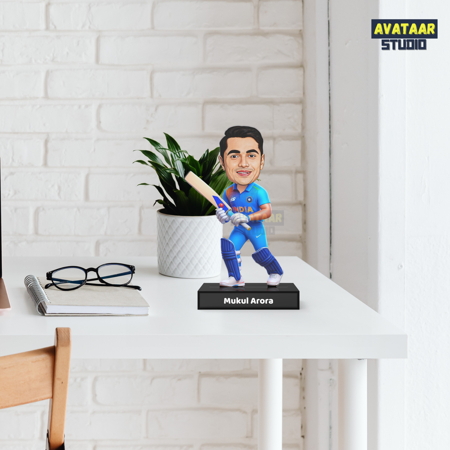 Cricket Batsman Avatar Stand – Personalized Acrylic Gift with Name