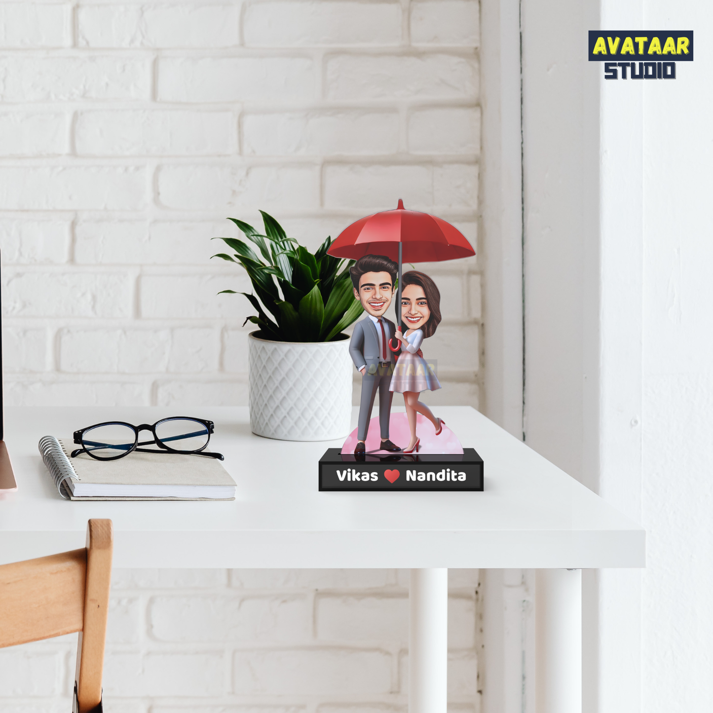 Custom Couple Avatar Stand with Name – Umbrella Love Theme Acrylic Stand