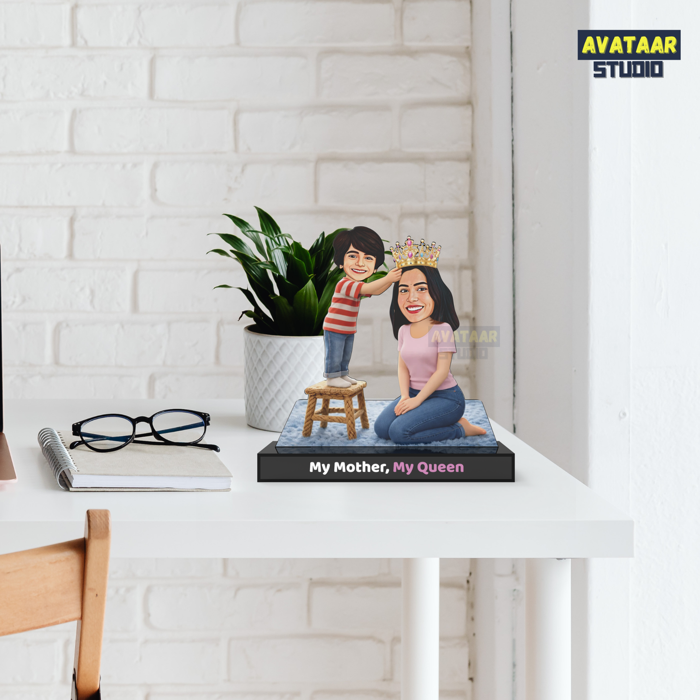 My Mother My Queen Avataar Stand – Personalized Mother & Child Caricature Gift